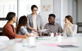 Find Your Dream College Internship for Summer 2022! 7
